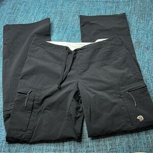 Mountain Hardwear Yuma Convertible Hiking Pants in Black Women's 10 Regular